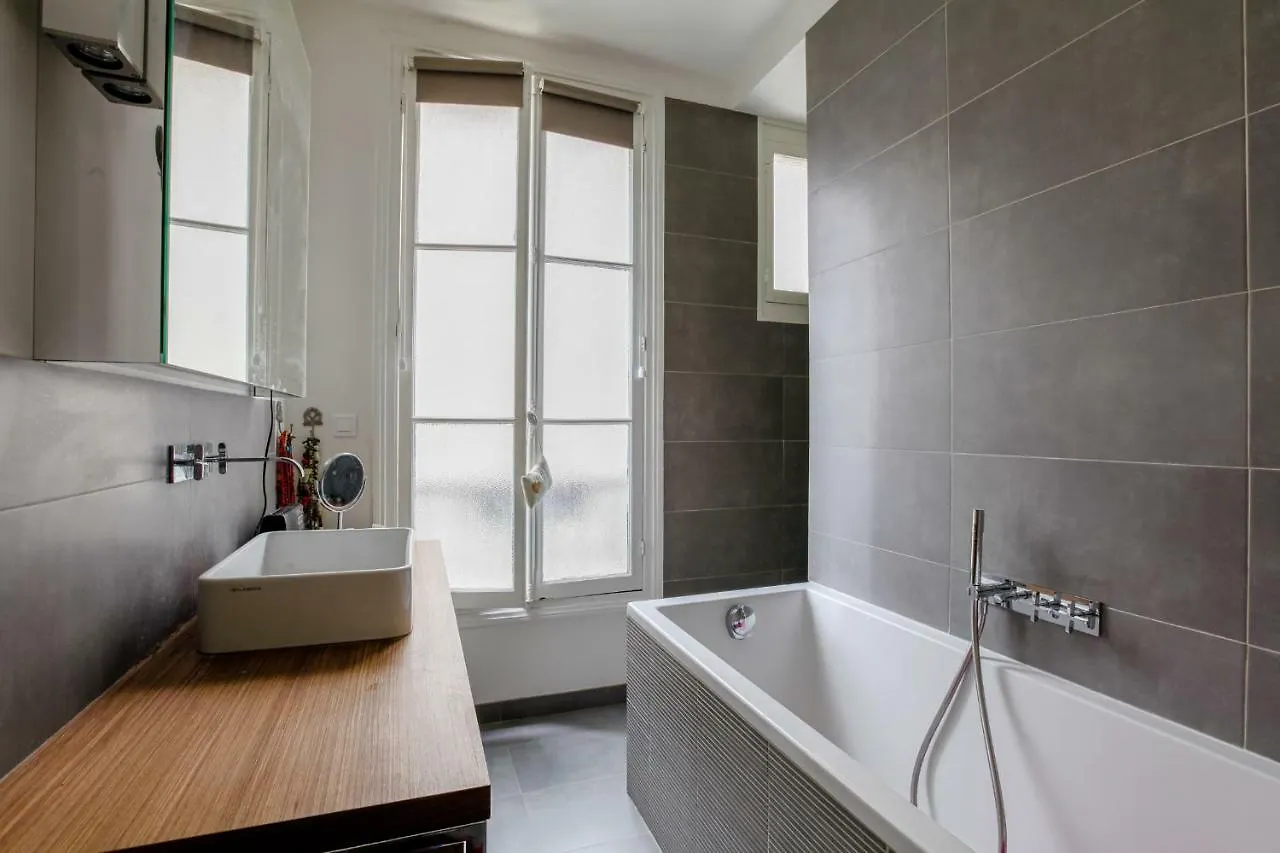 Charming Apartment - District Vaugirard By Weekome Paris França