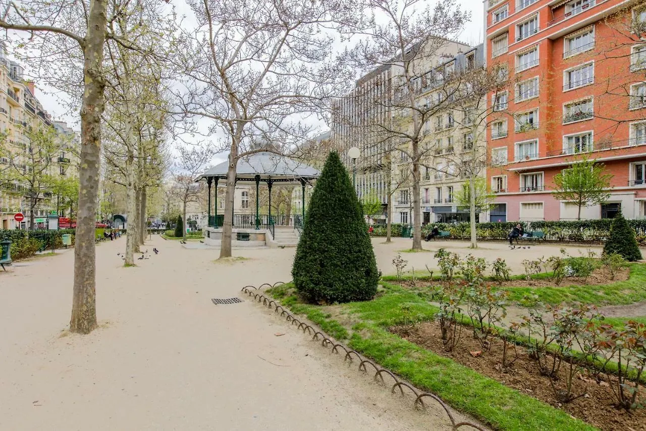 Charming Apartment - District Vaugirard By Weekome Paris 0*,  França